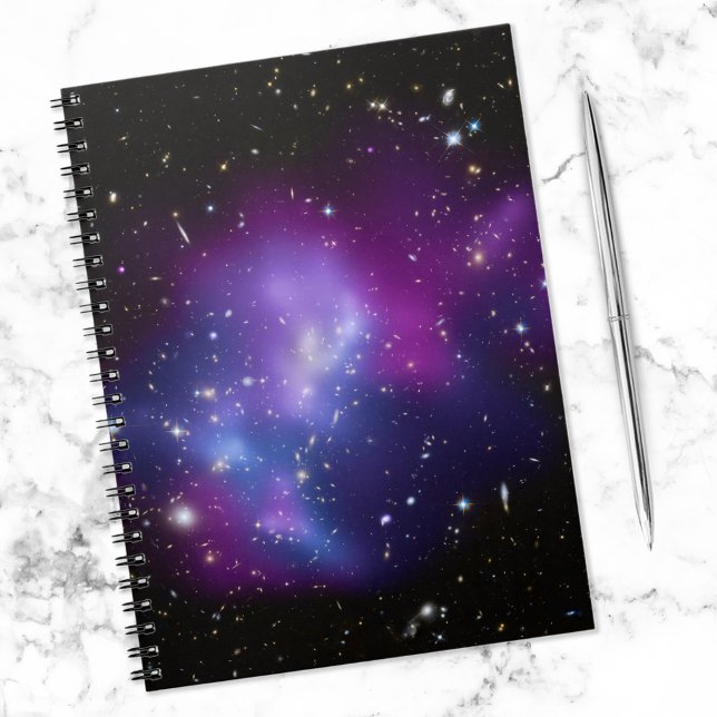 Lila Galaxy Cluster Celestial Space Photo Anteckningsbok Med Spiral (Skapare uppladdad)