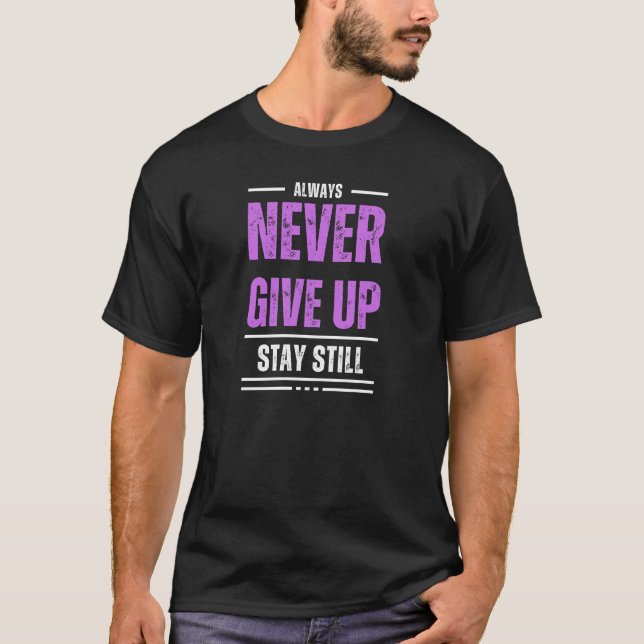 lila ge stannar aldrig kvar t shirt (Framsida)
