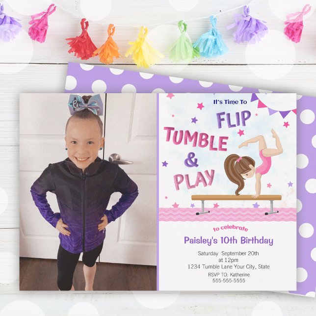 Lila Girls Gymnastics Photo Födelsedagsfest Inbjudningar (Purple Girls Gymnastics Photo Birthday Party Invitation)