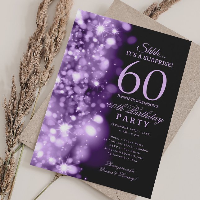 Lila Glam Överraskning 60-årsfest Inbjudningar (Purple Glam Surprise 60th Birthday Party Invitation)