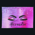 Lila Glitter Gnistra Eyelash Monogram Namn Kökshandduk<br><div class="desc">Lila Faux Foil Metallic Gnistra Glitter Brushed Metall Monogram Namn och Initial Eyelash (Lash),  Eyelash Extensions och Ögon Kitchen Towel. Utformningen gör perfekten söt 16-årsjubileum,  bröllop,  möhippa,  årsdag,  babydusch eller bachelorette-festgåva till någon som tittar för ett trendig coola stil.</div>