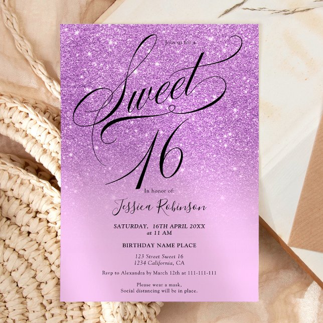 Lila glitter ombre chic script Sweet 16 Inbjudningar (Purple glitter ombre chic script Sweet 16 Invitation)