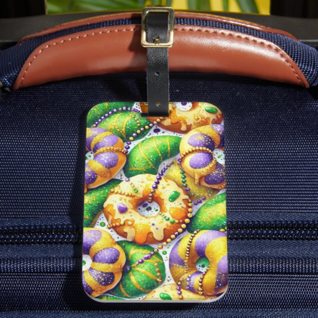 LILA GRÖNT GULD MARDI GRAS KUNG CAKES BAGAGEBRICKA (Framsida Insitu 2)