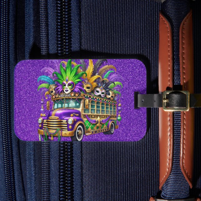 LILA & GRÖNT MARDI GRAS BUSS & FEATHERS BAGAGEBRICKA (Framsida Insitu 4)