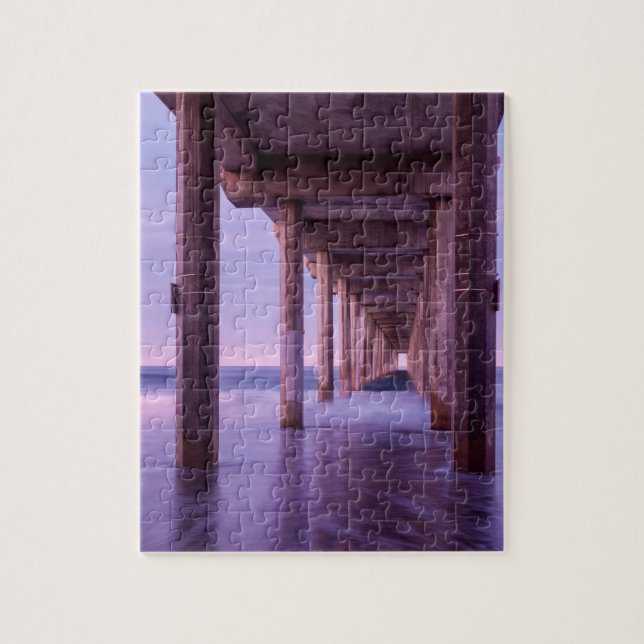 Lila gryning vid Scripps Pier Pussel (Vertikal)