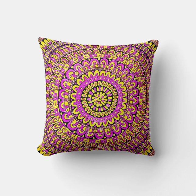 Lila Gul Färg Handritad Mandala Kudde (Framsida)
