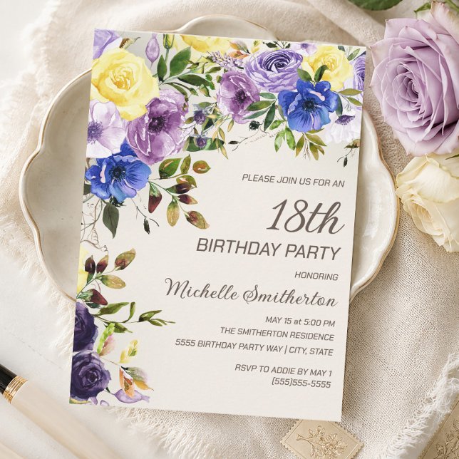 Lila Gul Vattenfärg Blommig 18-årsdag Inbjudningar (Purple and yellow watercolor floral 18th birthday invitation)