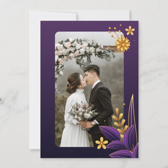 Lila & Guld Aesthetics Blommigt Photo Bröllop Inbjudningar (Baksida)