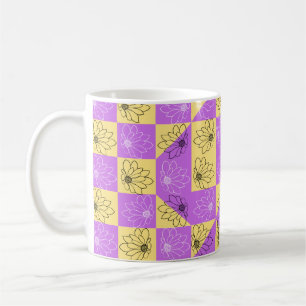 Lila guld Blommor, sömlös schackbräda mönster Kaffemugg