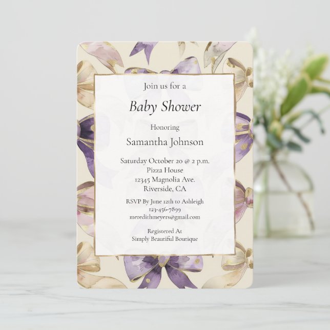 Lila Guld Cream Bows Baby Shower Inbjudningar (Stående Fram)