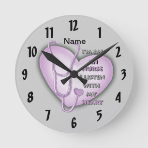 Lila Heart RN Nurse Clock Rund Klocka