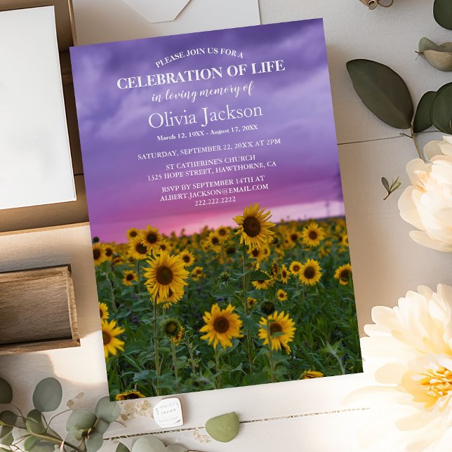Lila Himlar och solblommor | Firande i Life Inbjudningar (Skapare uppladdad)