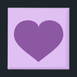 Lila hjärta magnet<br><div class="desc">Den här magneten har ett formbart lila hjärta på en lavendelbakgrund. En lila hjärtmagnet är en underbar förlovning, bröllop, årsdag eller valentins partiförmån eller spara-date.</div>