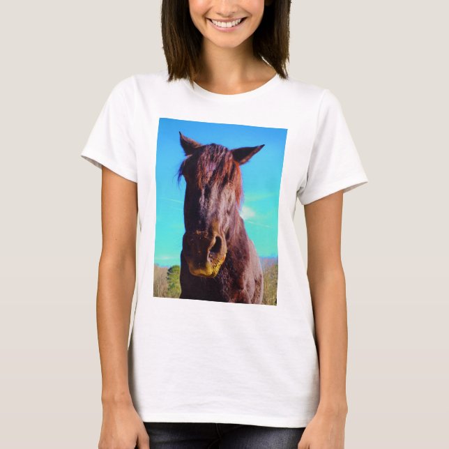 Lila Horse w/ Grönt Mouth T-shirt (Framsida)