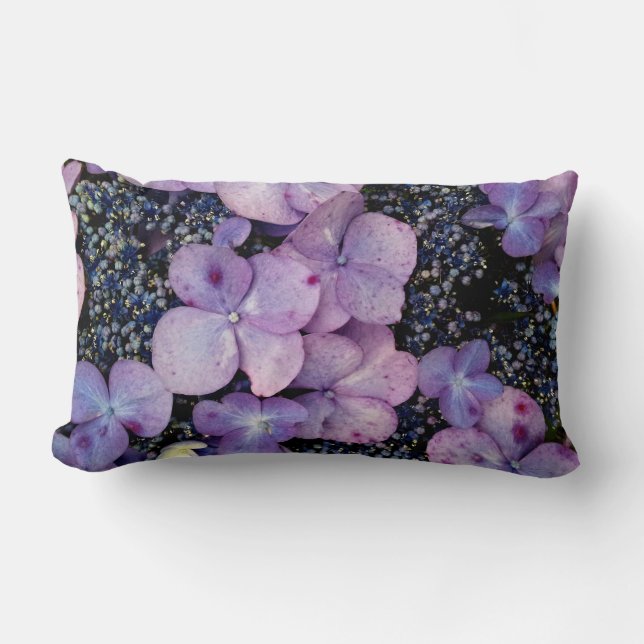 Lila Hydrangea Flowers-LUMBAR PILLOW Lumbarkudde (Framsida)