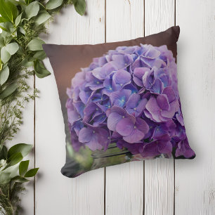 Lila Hydrangea i Mason Burk Photograph Kudde