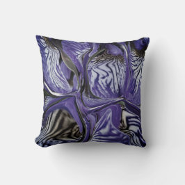 Lila Iris Flower / Fog / Kudde