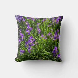 Lila Iris Pillow Kudde