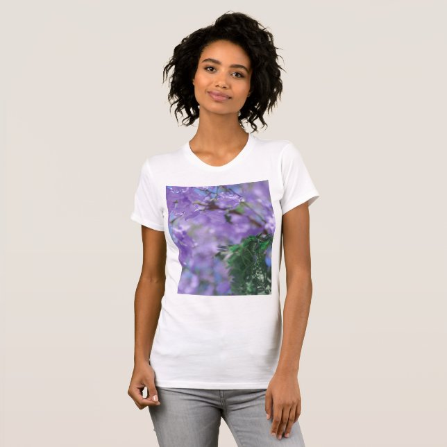 Lila Jacaranda Träd Flowers T Shirt (Hel framsida)
