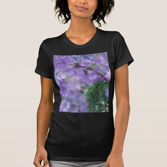 Lila Jacaranda Träd Flowers T Shirt (Framsida)