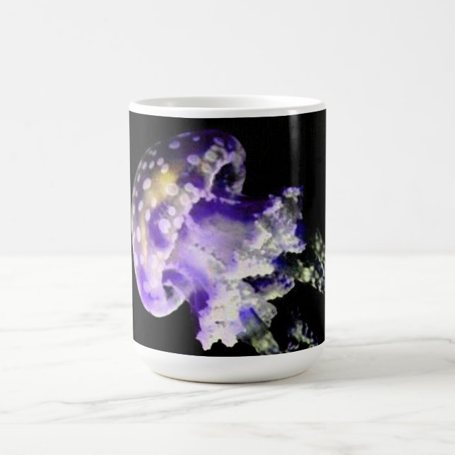 Lila Jelly Fish Design Monogram Mugg (Center)