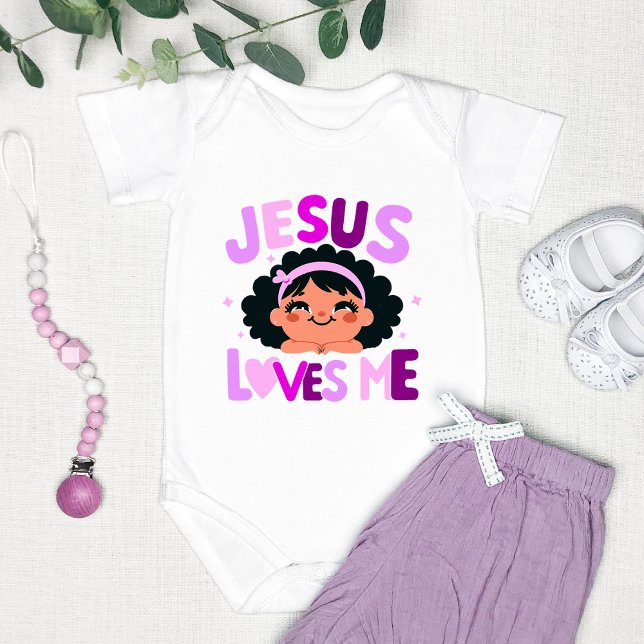 Lila "Jesus Loves Me" design  T Shirt (Skapare uppladdad)