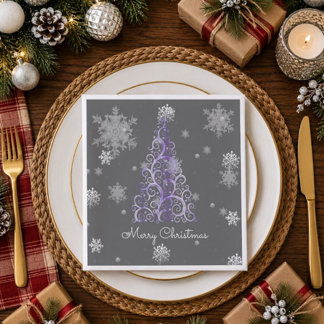 Lila julgran och snöflingor pappersservett (Purple Christmas Tree and Snowflakes Paper Napkins)
