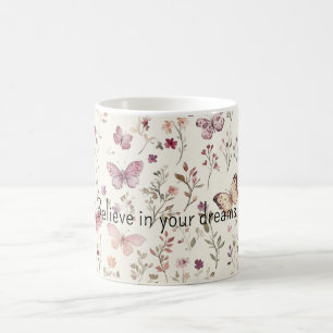 Lila Kräm Fjärilar Blommig Tro Drömmar Kaffemugg
