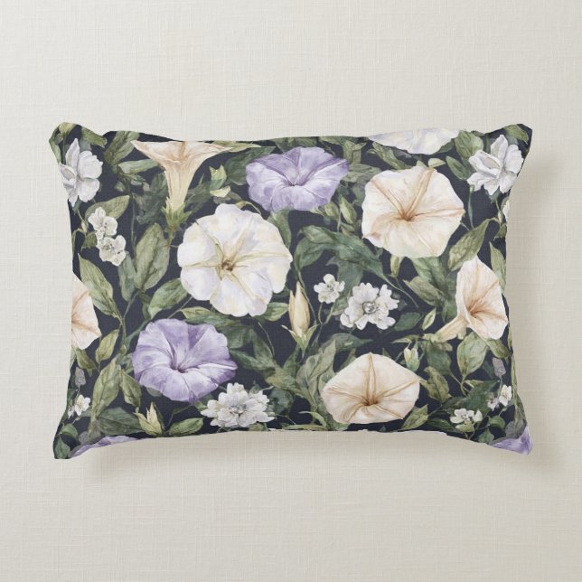 Lila Lavendel Kräm Petunia Blommor   Prydnadskudde (Framsidan)