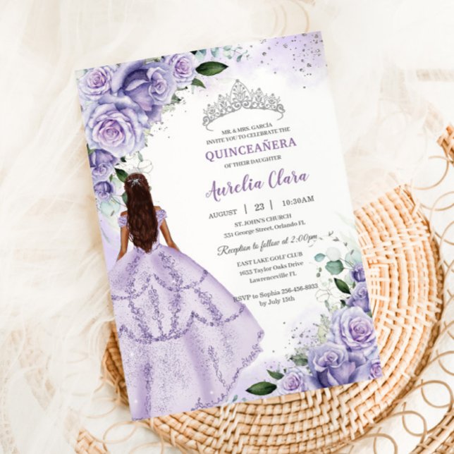 Lila Lavender Blommigt Silver Quinceañera Sweet 16 Inbjudningar (lavender-lilac-purple-floral-quinceanera-princess-dress-silver-15-sweet-16-birthday-invitation-card)