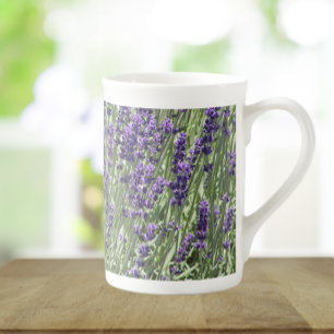 Lila Lavender Flowers Blommigt Benporslin Mugg