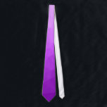 Lila lavender-övertoning, geometriskt nät mönster slips<br><div class="desc">Triangelns geometriska nät med ljus till mörk rosa lila lavender ombre-övertoning.</div>