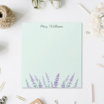 Lila Lavender Watercolor Blommigt Anteckningsblock<br><div class="desc">Välkomna lärare med vårt förtjusande Lila Lavender Watercolor Blommigt Anteckningsblock! Perfektens gåva till lärardagen. Med sin charmerande illustration av vattenfärgen lavender kombinerar den skönhet och funktionalitet. Hjälp lärarna att vara organiserade och inspirerade av lite blommigt elegans!</div>