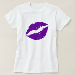 Lila Lipstick Kiss T-shirt