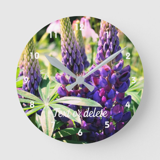 Lila Lupine Flower Trio-Personlig Rund Klocka (Framsida)