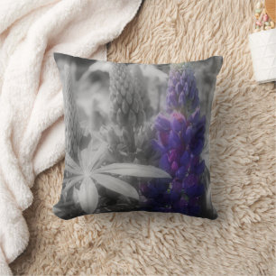Lila Lupine Flowers Kudde
