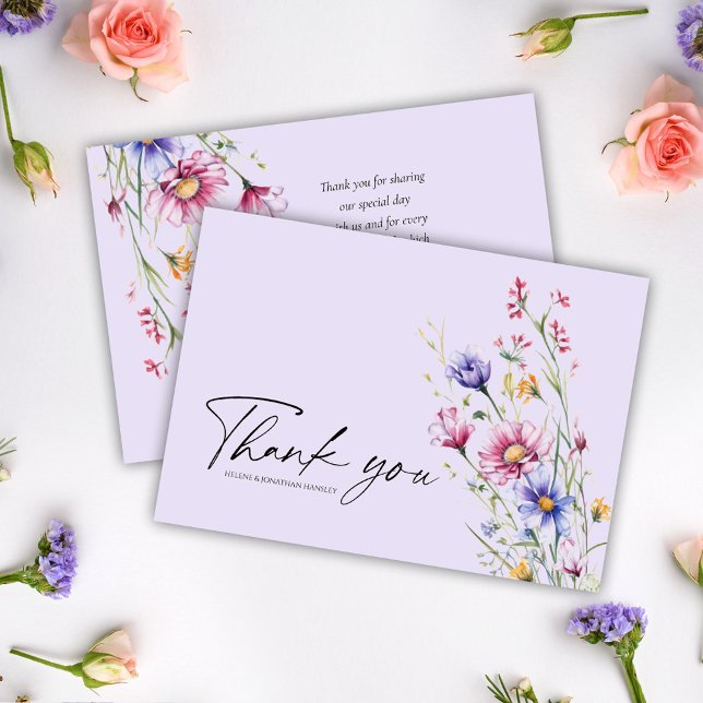 Lila Modern Elegant Whimsical Wildblomma Bröllop Tack Kort (Purple Elegant Wildflower Wedding Thank You Card)