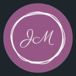 Lila Monogram Wedding Stickers Runt Klistermärke<br><div class="desc">De här bröllopsklistermärkena har ett monogram med brud och groom initialer. Klicka på knappen "Anpassa" om du vill ha fler alternativ om du vill ändra texten storlek eller om du vill lägga till ytterligare text. Dessa klistermärken är idealiska för använda som klistermärken eller för att dekorera bröllopsfavoriter. De här klistermärkena...</div>