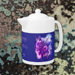 Lila och blå Blommigten Lycklig Mors dag | Tea Pot<br><div class="desc">Elegant och vattenfärg för enkel,  blå och lila blommigt med Lycklig Mors dag i lilac elegant som du kan anpassa när du vill.</div>