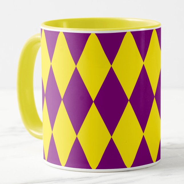 Lila och gul Harlekinrutig design  Mugg (Skapare uppladdad)