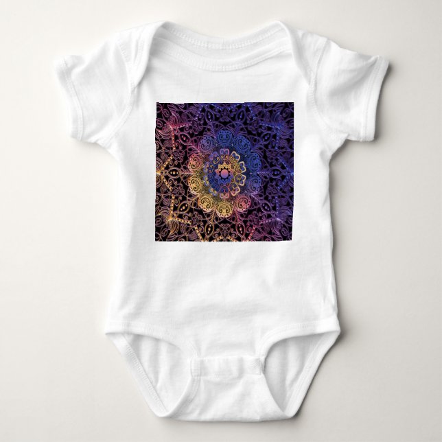 Lila och gult mandala: handdragen utformning t shirt (Framsida)