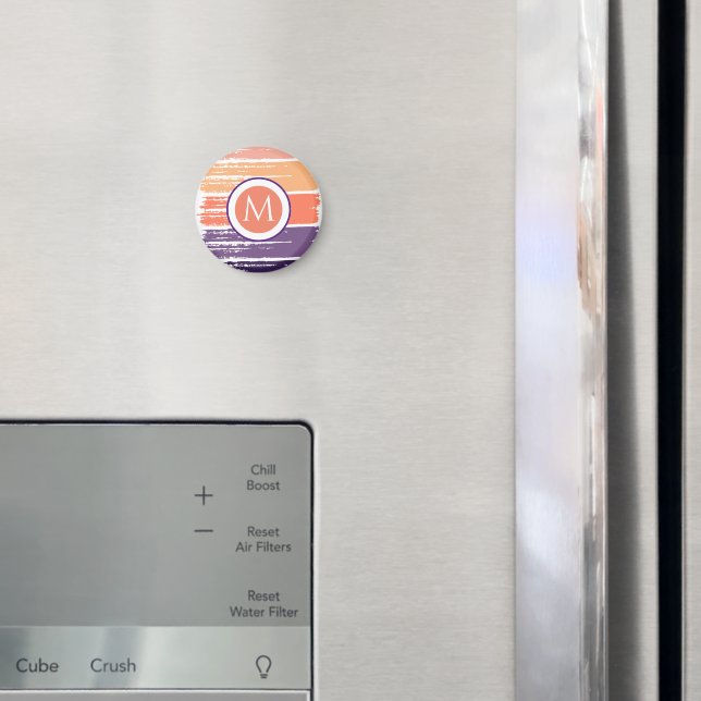 Lila och korallpenseldrag, monogram magnet (In Situ (Fridge))