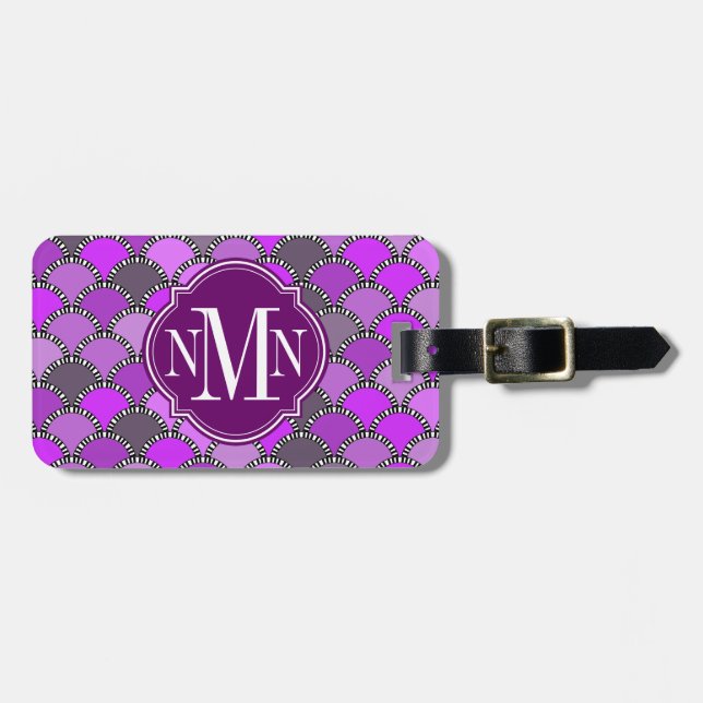 Lila och Mauve Scales Mönster Monogram Bagagebricka (Horisontell Framsida)