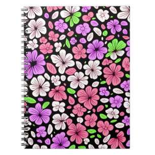 Lila och rosa blommor och kronbladsmönster svart anteckningsbok