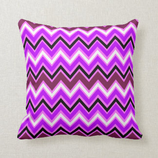 Lila och Rosa Chevron Mönster Kudde