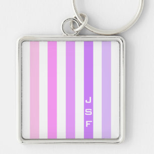 Lila och Rosa Lodrät Rand Monogram Fyrkantig Silverfärgad Nyckelring