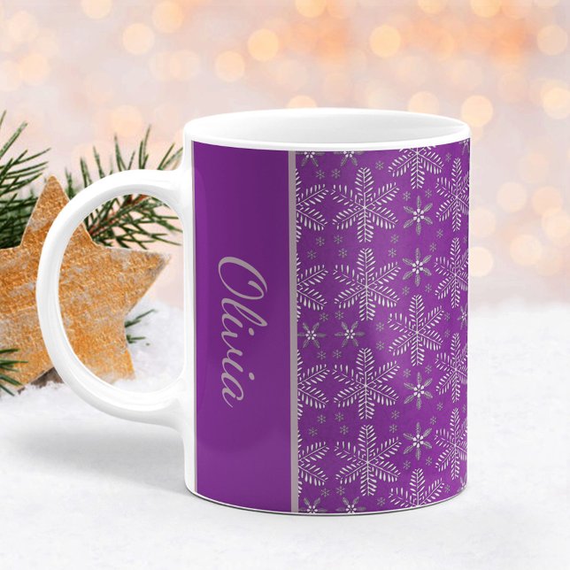 Lila och Silver Snöflingor Mugg under jul (Skapare uppladdad)