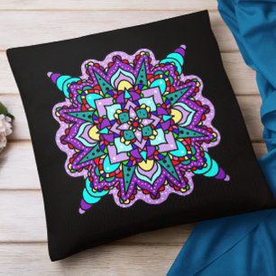 Lila och svart, mystikfärgad Mandala Kudde