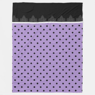 Lila och svart polka dots fleecefilt
