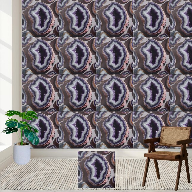 Lila och vit Ametyst Geode Slice Tile Kakelplatta (Purple and White Amethyst Geode Slice Tile)
